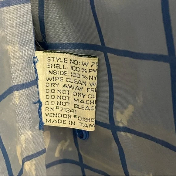 L.L. Bean Women’s Classic Long Raincoat Large Blue - Picture 6 of 7